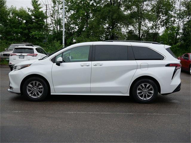 used 2022 Toyota Sienna car, priced at $45,596