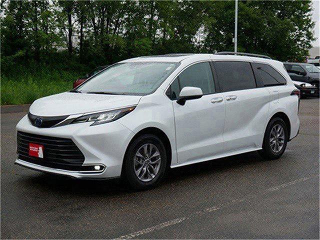 used 2022 Toyota Sienna car, priced at $42,296