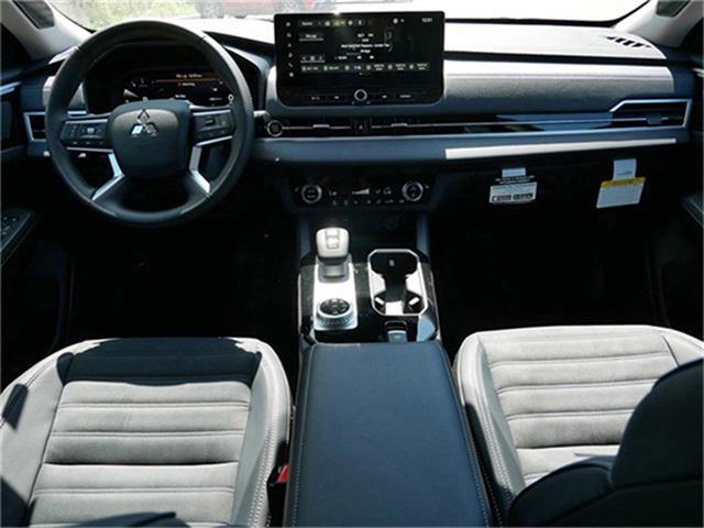 new 2025 Mitsubishi Outlander car, priced at $37,134