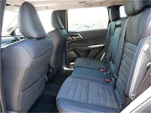 new 2025 Mitsubishi Outlander car, priced at $36,634