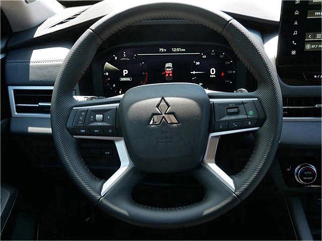 new 2025 Mitsubishi Outlander car, priced at $36,634