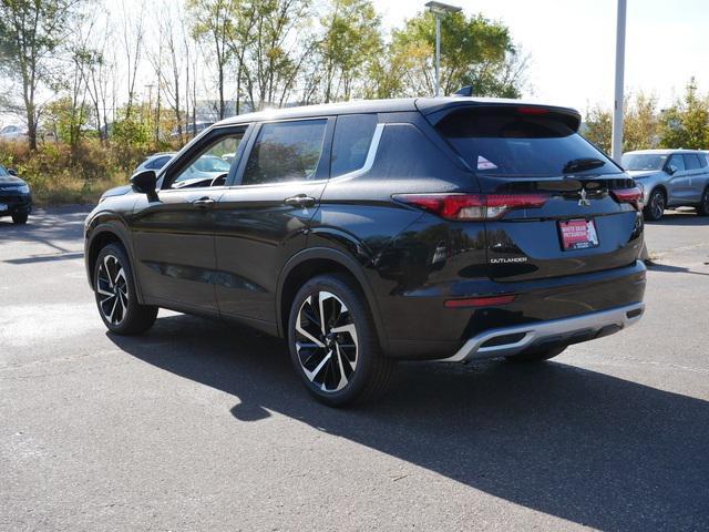 new 2024 Mitsubishi Outlander car, priced at $33,364