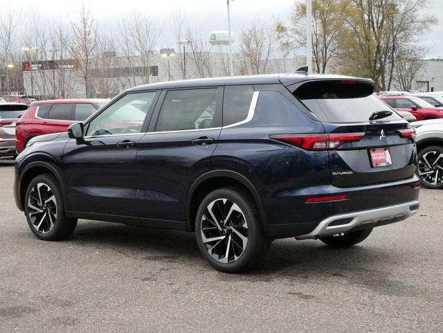 new 2024 Mitsubishi Outlander car, priced at $31,214