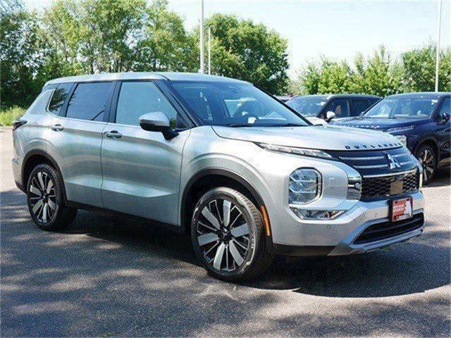new 2025 Mitsubishi Outlander car, priced at $34,099