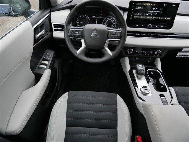 used 2025 Mitsubishi Outlander car, priced at $30,990