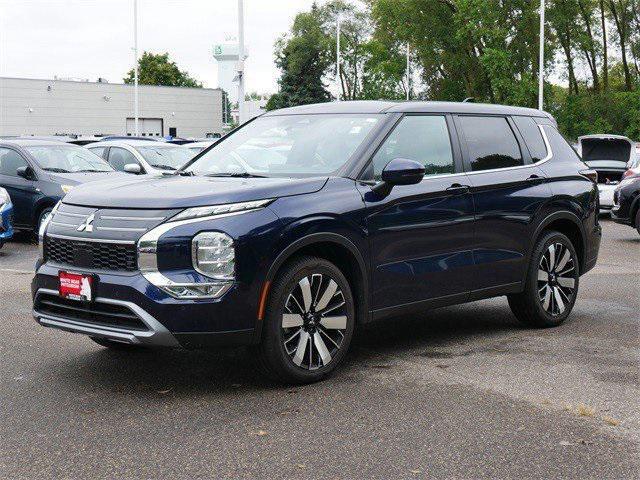 used 2025 Mitsubishi Outlander car, priced at $30,990