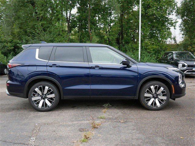 used 2025 Mitsubishi Outlander car, priced at $30,990