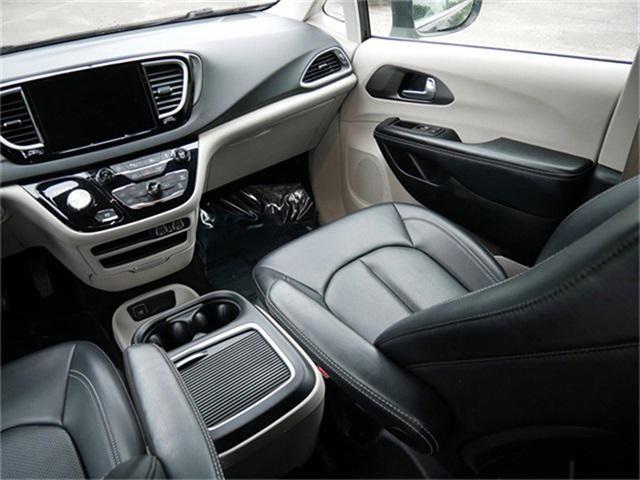 used 2023 Chrysler Pacifica car, priced at $23,696