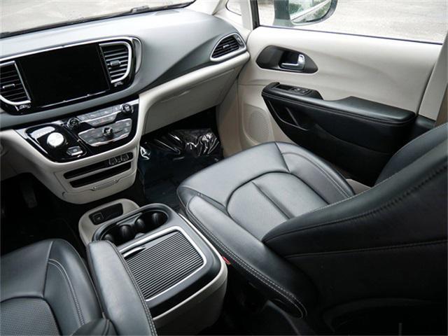 used 2023 Chrysler Pacifica car, priced at $24,256