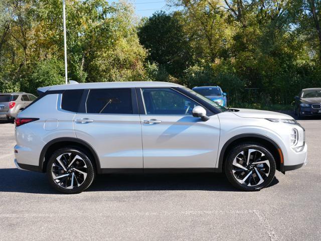 used 2024 Mitsubishi Outlander car, priced at $29,596