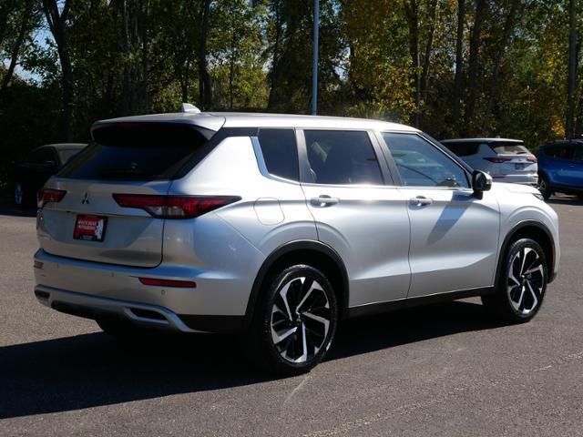 used 2024 Mitsubishi Outlander car, priced at $29,596