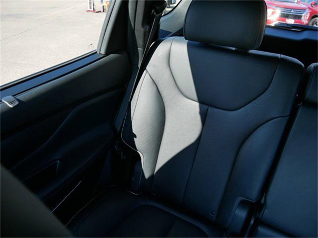 used 2022 Hyundai Santa Fe car, priced at $25,796
