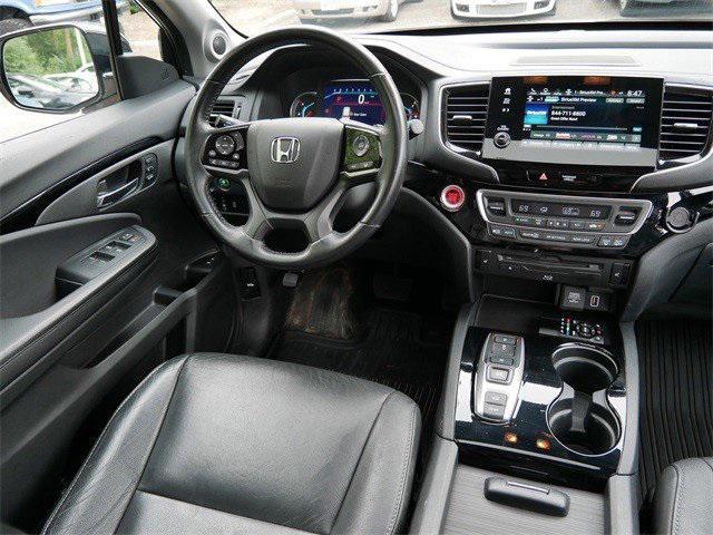 used 2020 Honda Pilot car, priced at $27,996