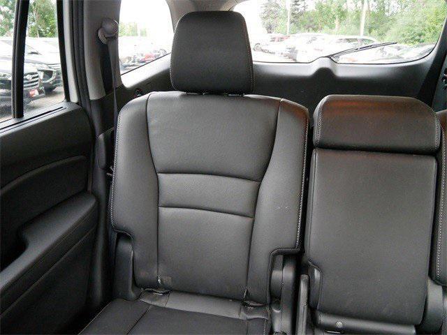 used 2020 Honda Pilot car, priced at $27,996