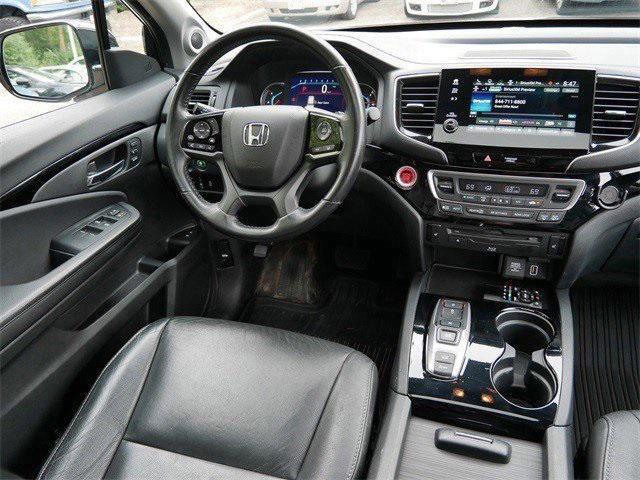 used 2020 Honda Pilot car, priced at $27,496