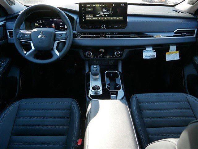 new 2025 Mitsubishi Outlander car, priced at $37,119