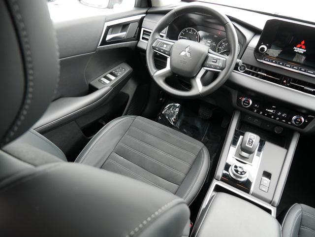 used 2024 Mitsubishi Outlander car, priced at $28,390