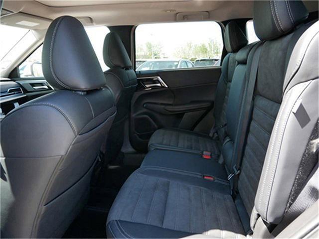 new 2025 Mitsubishi Outlander PHEV car, priced at $43,859