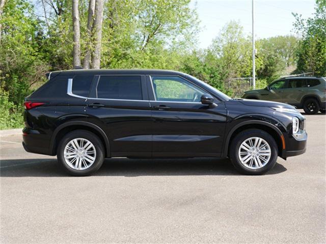 used 2024 Mitsubishi Outlander car, priced at $30,390
