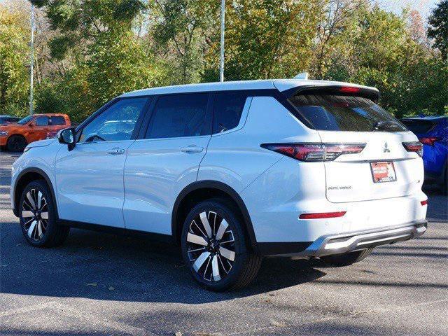new 2025 Mitsubishi Outlander car, priced at $37,699