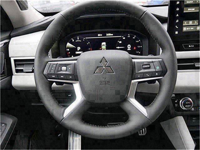 new 2025 Mitsubishi Outlander car, priced at $39,384