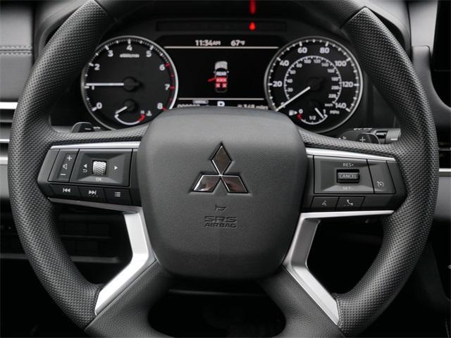 new 2025 Mitsubishi Outlander car, priced at $32,154