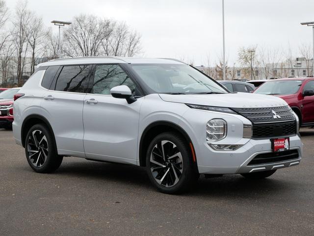 new 2024 Mitsubishi Outlander car, priced at $37,169