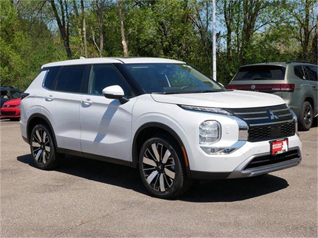new 2025 Mitsubishi Outlander car, priced at $37,729