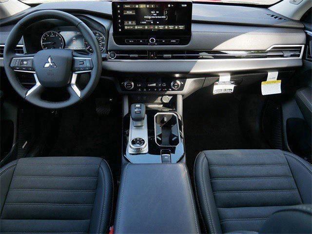 new 2025 Mitsubishi Outlander car, priced at $34,399