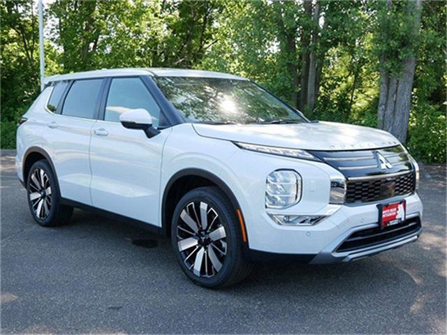 new 2025 Mitsubishi Outlander car, priced at $39,134