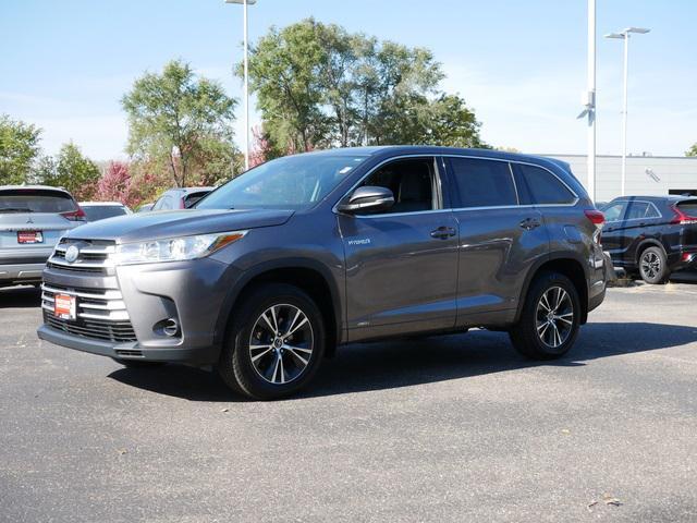 used 2017 Toyota Highlander Hybrid car, priced at $26,599