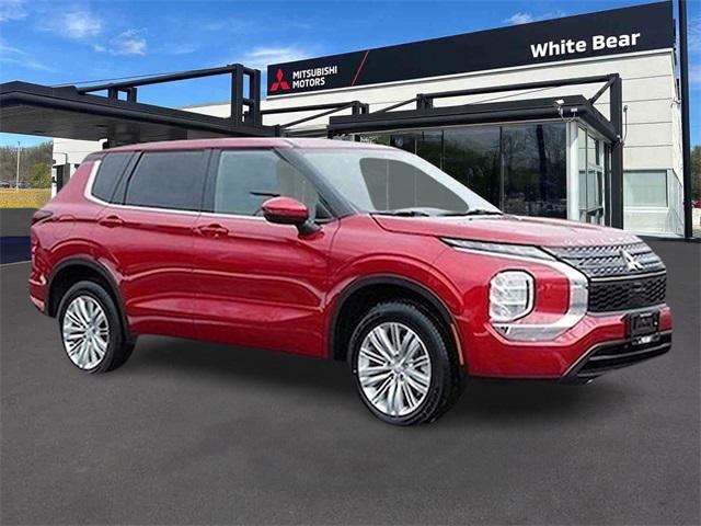 used 2024 Mitsubishi Outlander car, priced at $27,690