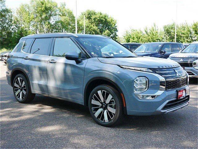 new 2025 Mitsubishi Outlander car, priced at $44,349