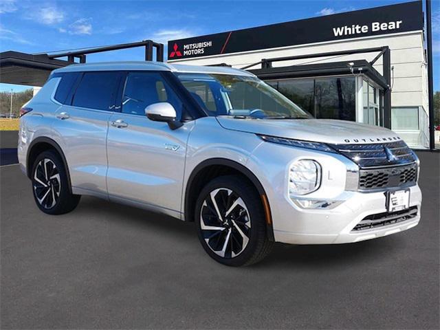 used 2025 Mitsubishi Outlander PHEV car, priced at $38,290