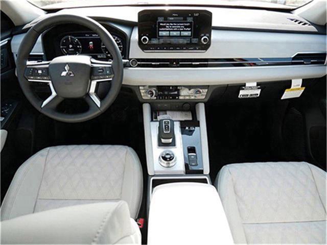 new 2025 Mitsubishi Outlander PHEV car, priced at $44,009
