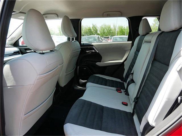 new 2025 Mitsubishi Outlander car, priced at $34,029