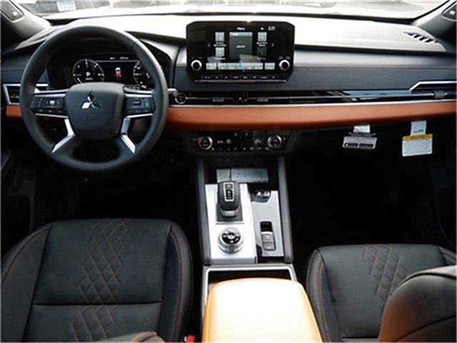 new 2025 Mitsubishi Outlander PHEV car, priced at $47,109