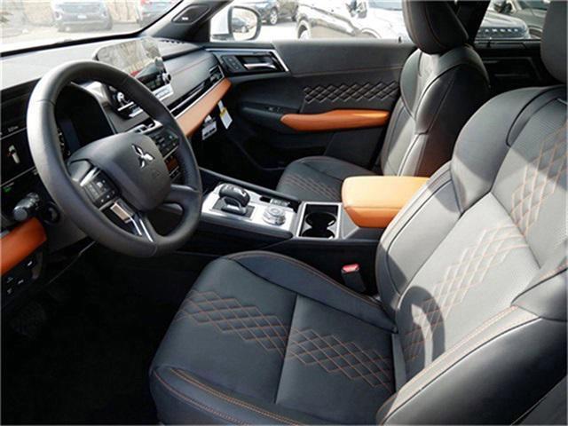 new 2025 Mitsubishi Outlander PHEV car, priced at $49,109