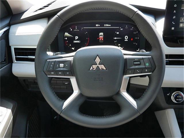 new 2025 Mitsubishi Outlander car, priced at $37,729
