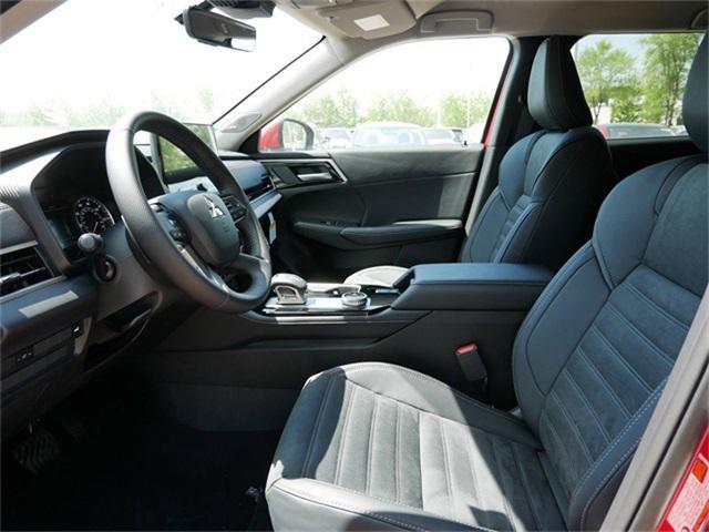 new 2025 Mitsubishi Outlander car, priced at $34,529