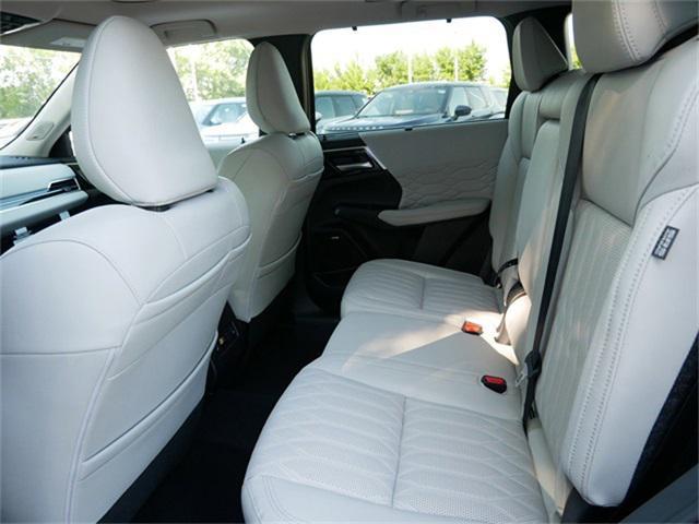 new 2025 Mitsubishi Outlander car, priced at $40,899