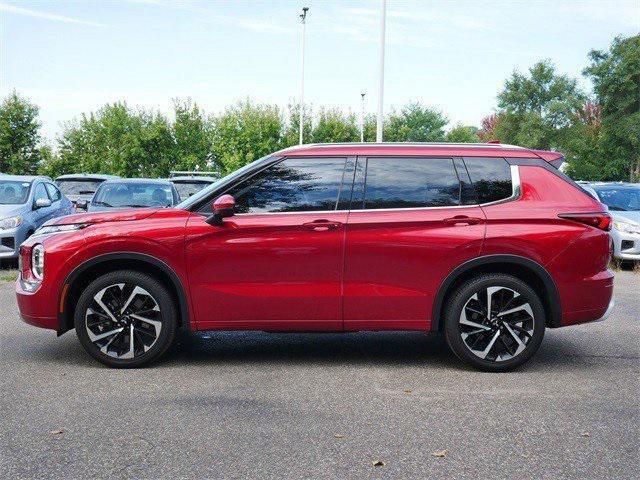 used 2024 Mitsubishi Outlander car, priced at $30,890