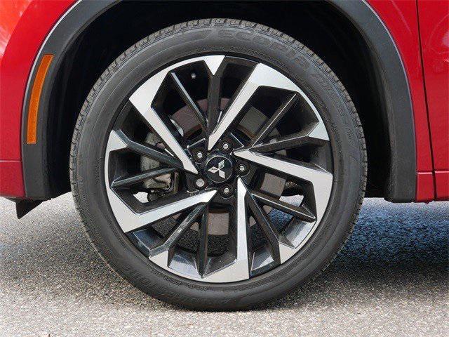 used 2024 Mitsubishi Outlander car, priced at $32,390