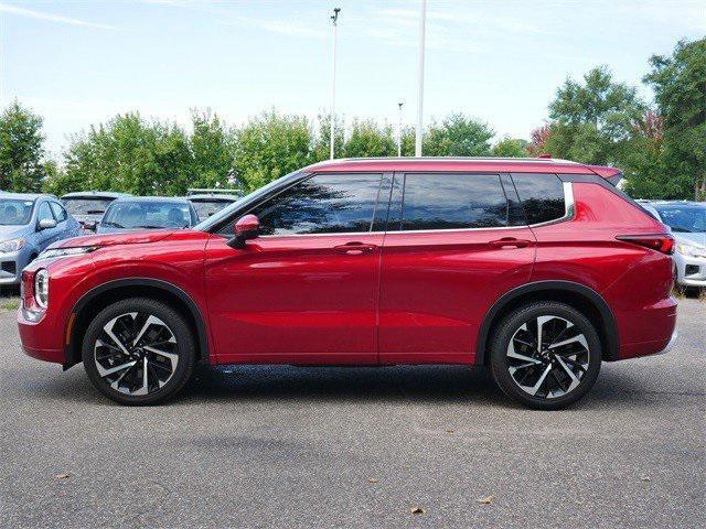 used 2024 Mitsubishi Outlander car, priced at $32,390
