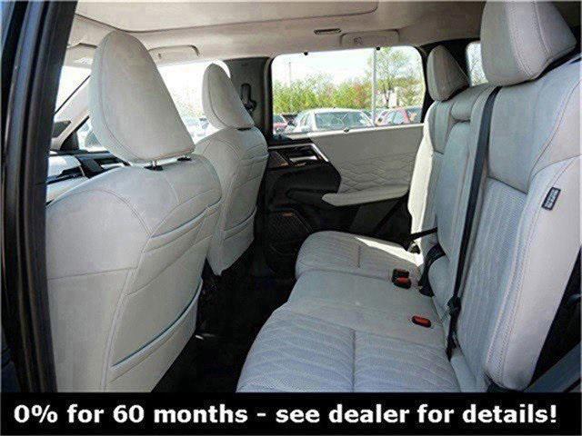 new 2025 Mitsubishi Outlander car, priced at $42,384