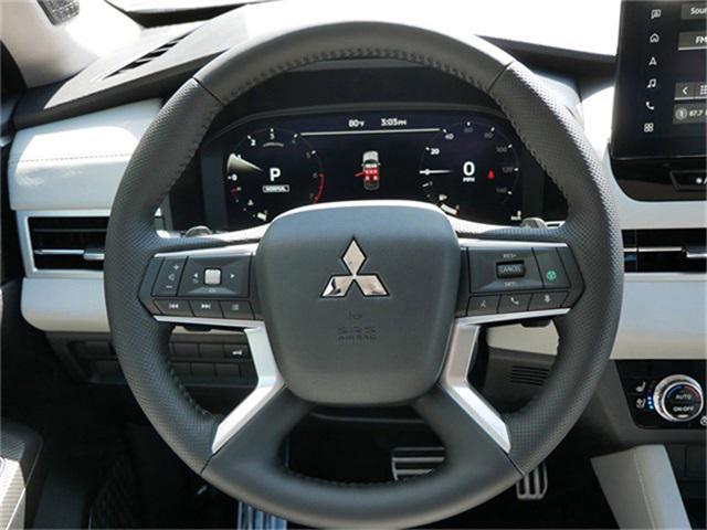 new 2025 Mitsubishi Outlander car, priced at $42,884