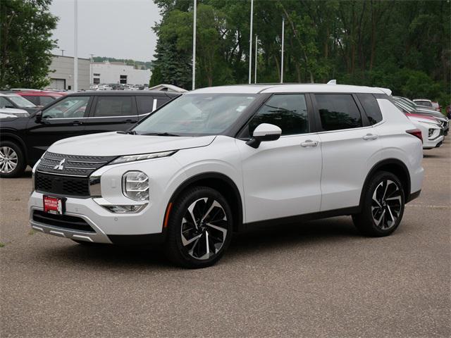 used 2022 Mitsubishi Outlander car, priced at $25,680