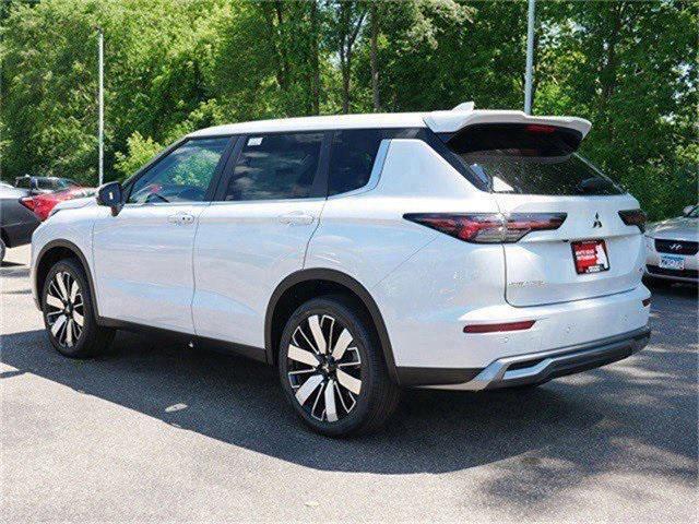 new 2025 Mitsubishi Outlander car, priced at $33,434