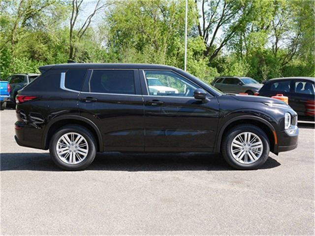 used 2024 Mitsubishi Outlander car, priced at $29,370