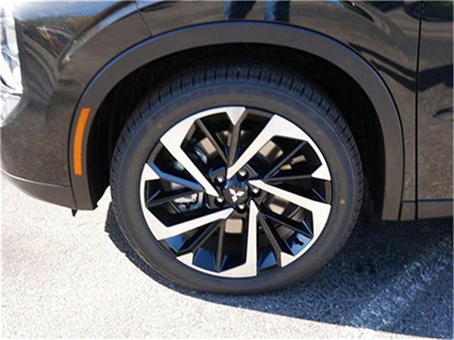 new 2025 Mitsubishi Outlander PHEV car, priced at $40,789
